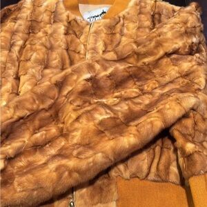 Luxurious Faux Fur Jacket in Rich Tan